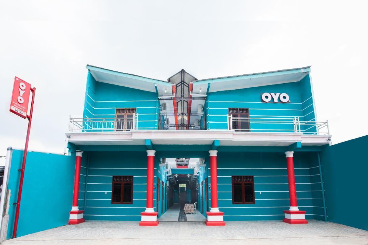 Oyo 1978 Pondok Indah Residence Медан Екстер'єр фото